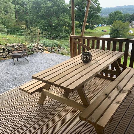 Mountain View Safari Tent With Hot Tub In The Heart Of Snowdonia 多尔盖罗 外观 照片