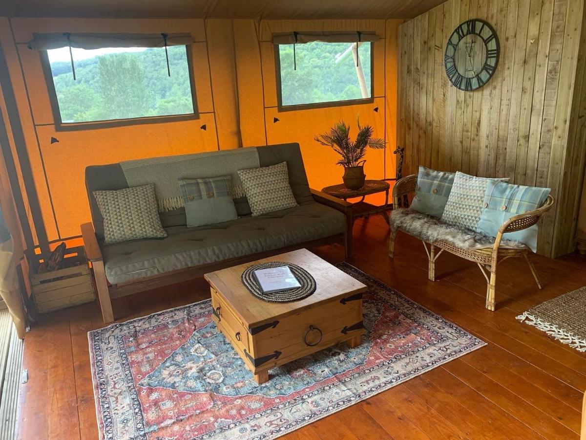 Mountain View Safari Tent With Hot Tub In The Heart Of Snowdonia 多尔盖罗 外观 照片