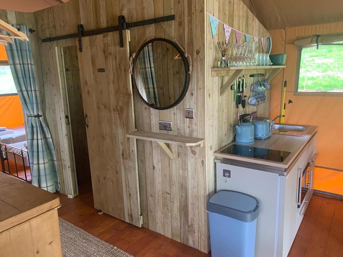 Mountain View Safari Tent With Hot Tub In The Heart Of Snowdonia 多尔盖罗 外观 照片