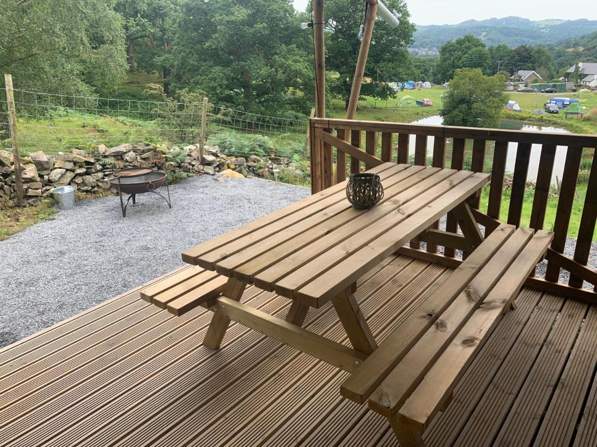Mountain View Safari Tent With Hot Tub In The Heart Of Snowdonia 多尔盖罗 外观 照片